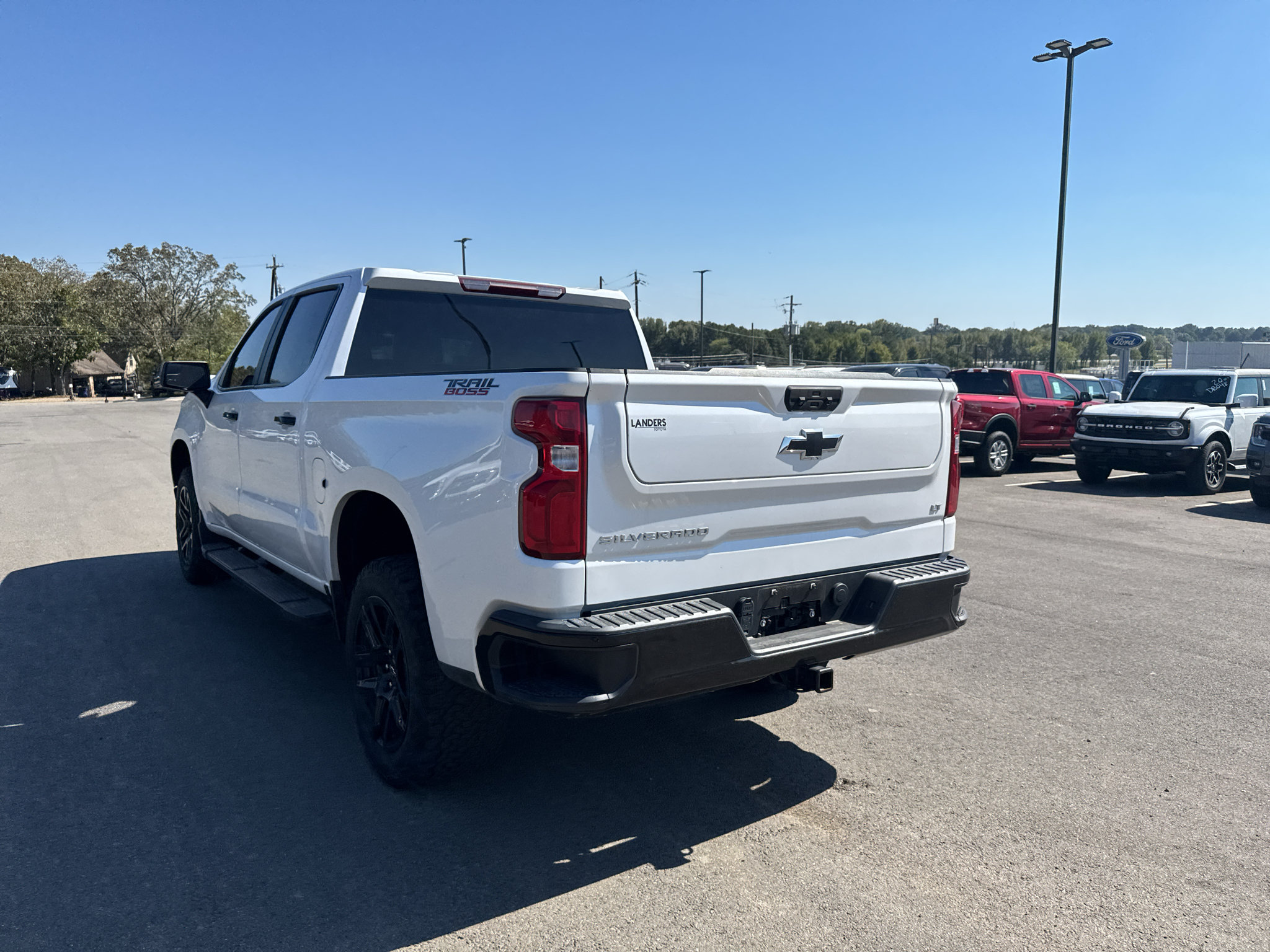Used 2023 Chevrolet Silverado 1500 LT Trail Boss w/ Protection Package AWD/4WD image 13