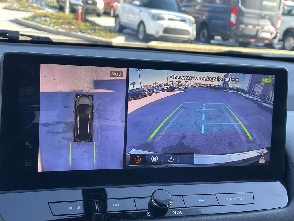 Used 2024 Nissan Rogue SL w/ SL Premium Package image 26