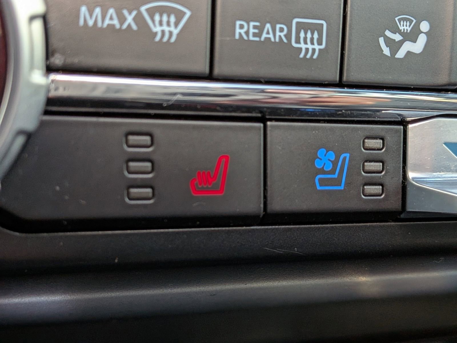 Certified 2023 Ford F150 Lariat w/ Equipment Group 502A High image 28