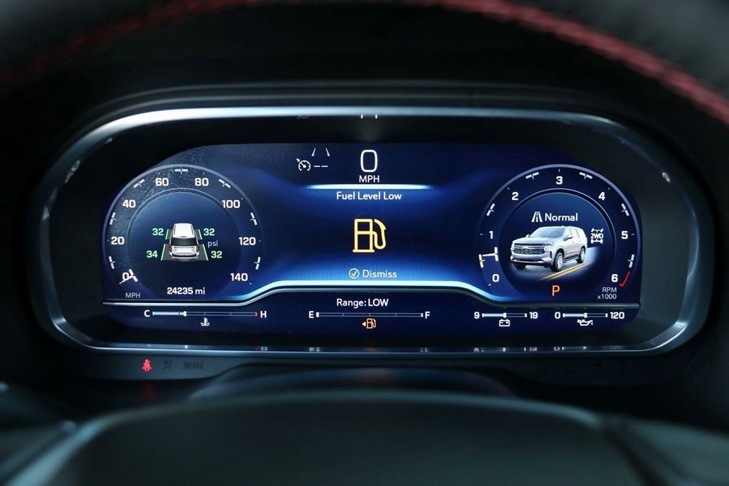 Used 2024 Chevrolet Tahoe RST w/ Luxury Package image 16