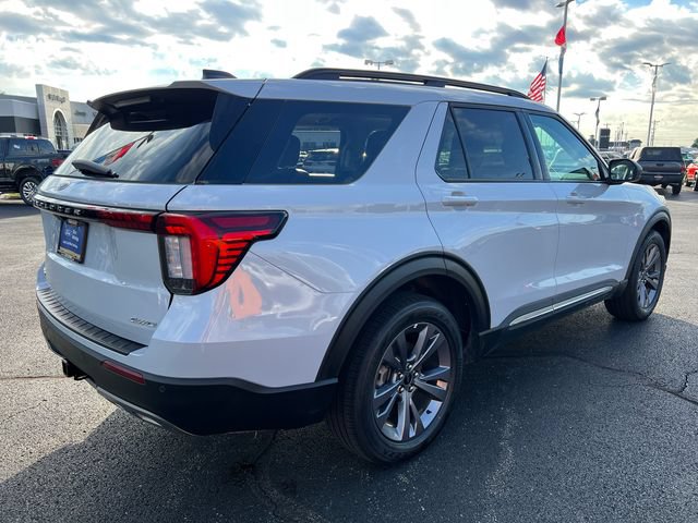 Certified 2025 Ford Explorer Active w/ Active Comfort Package AWD/4WD image 8