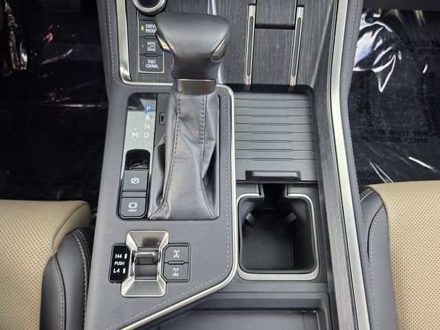 Used 2024 Lexus GX 550 AWD/4WD image 28