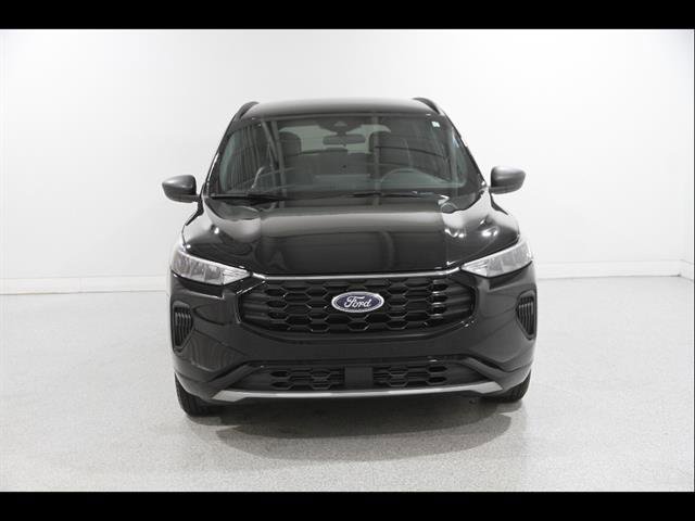 Certified 2023 Ford Escape ST-Line w/ Tech Pack #1 FWD image 2