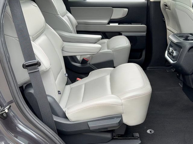 Certified 2025 Ford Expedition Active RWD image 39