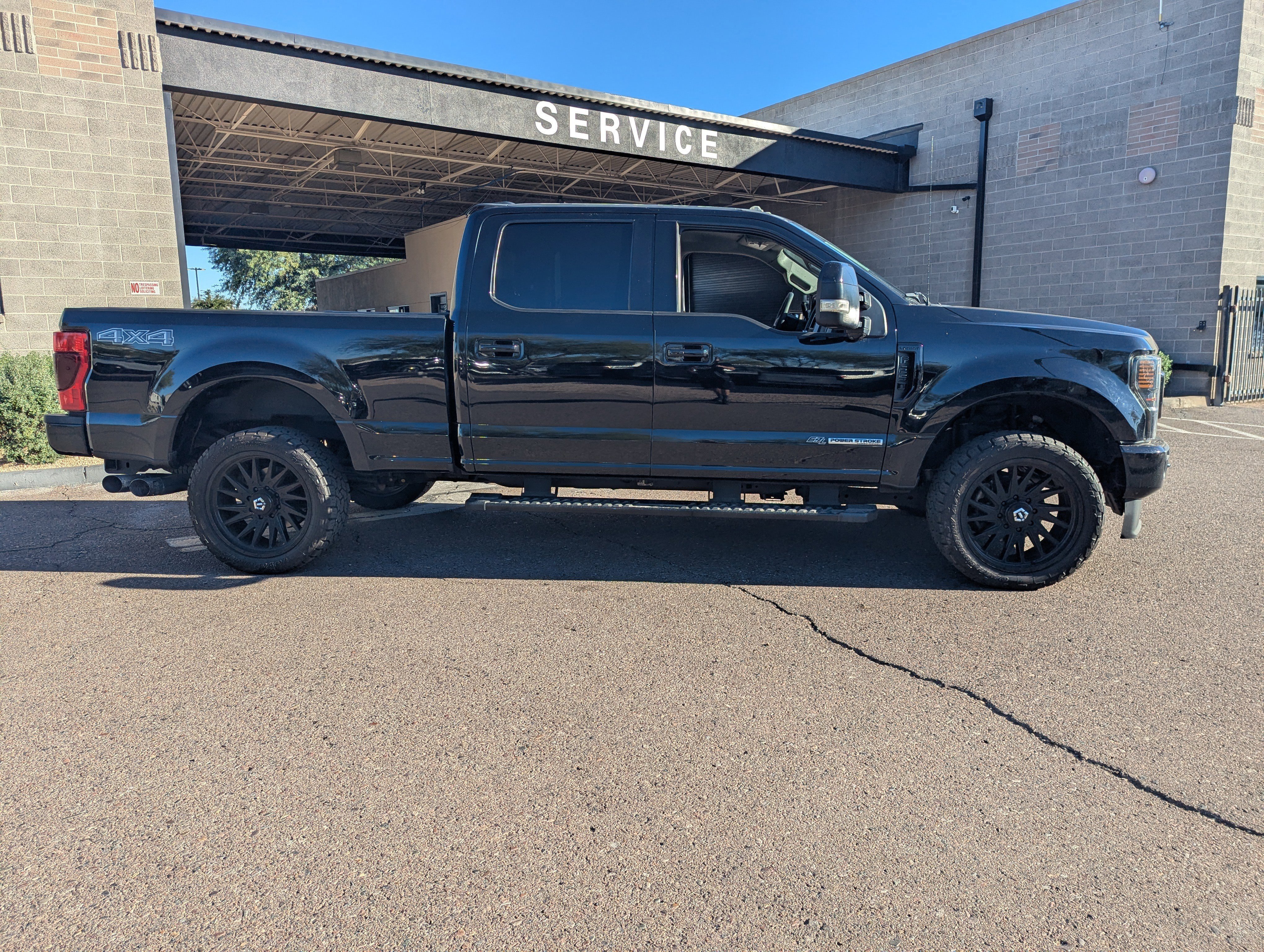Certified 2021 Ford F250 Lariat AWD/4WD image 2