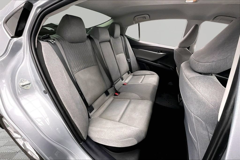Used 2025 Toyota Camry LE w/ Convenience Package FWD image 27