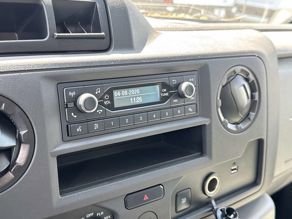 Certified 2021 Ford E-450 and Econoline 450 Super Duty w/ Power Windows & Locks Group image 26