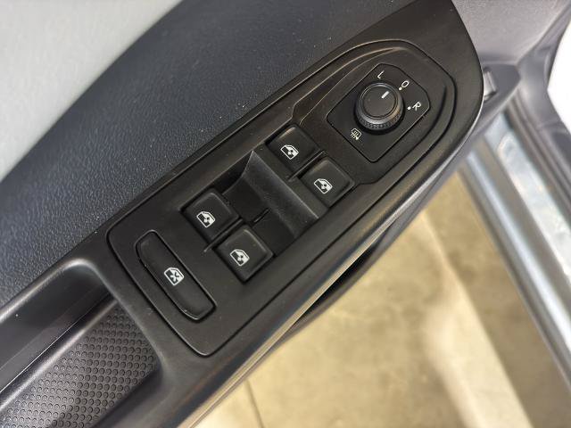 Used 2022 Volkswagen Taos SE AWD/4WD image 11