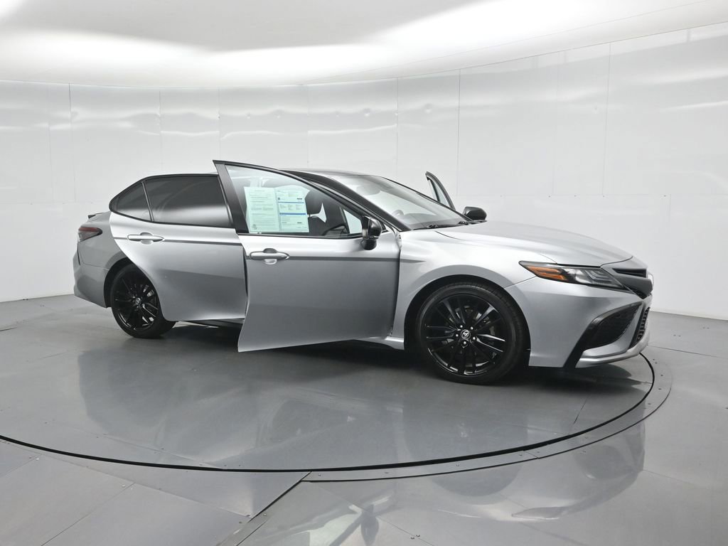 Used 2022 Toyota Camry XSE image 41