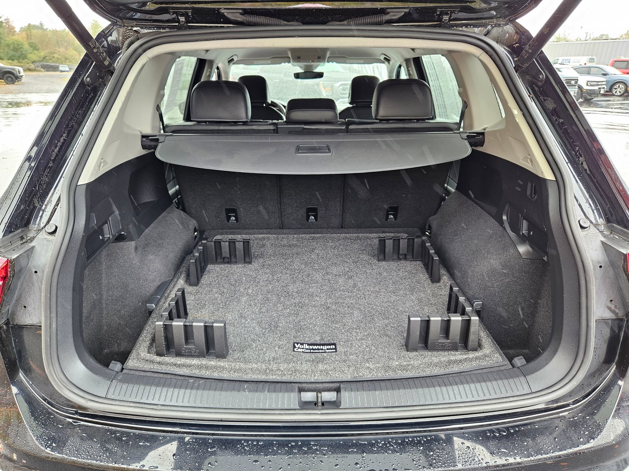 Used 2022 Volkswagen Tiguan SE image 21