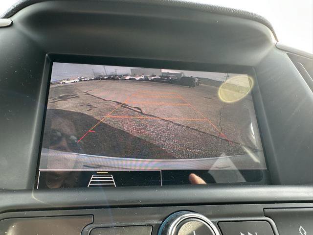 Used 2024 GMC Terrain SLE w/ Elevation Edition image 25