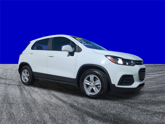 Used 2020 Chevrolet Trax LS image 2