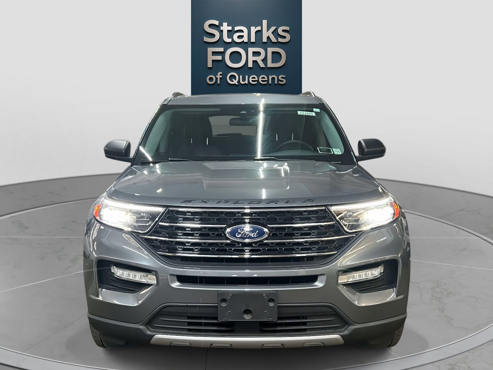 Certified 2021 Ford Explorer XLT w/ Equipment Group 202A image 7