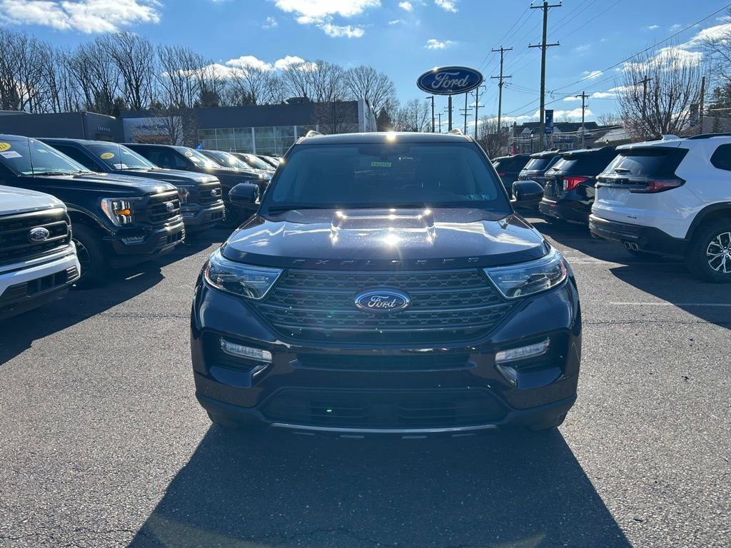 Certified 2023 Ford Explorer XLT w/ Equipment Group 202A image 7