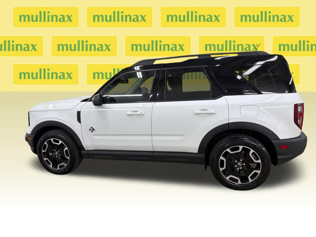 Certified 2021 Ford Bronco Sport Outer Banks w/ Outer Banks Package AWD/4WD image 13