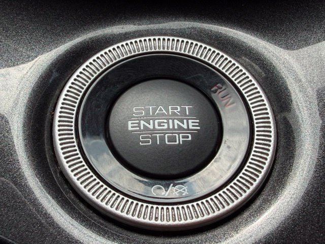 Used 2021 Jeep Grand Cherokee L Laredo AWD/4WD image 12