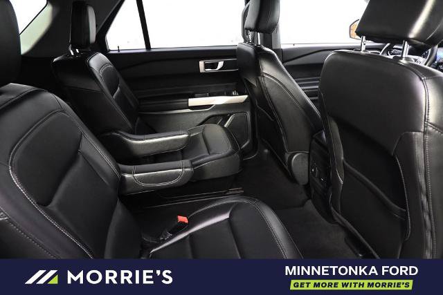 Certified 2023 Ford Explorer XLT w/ Equipment Group 202A AWD/4WD image 18