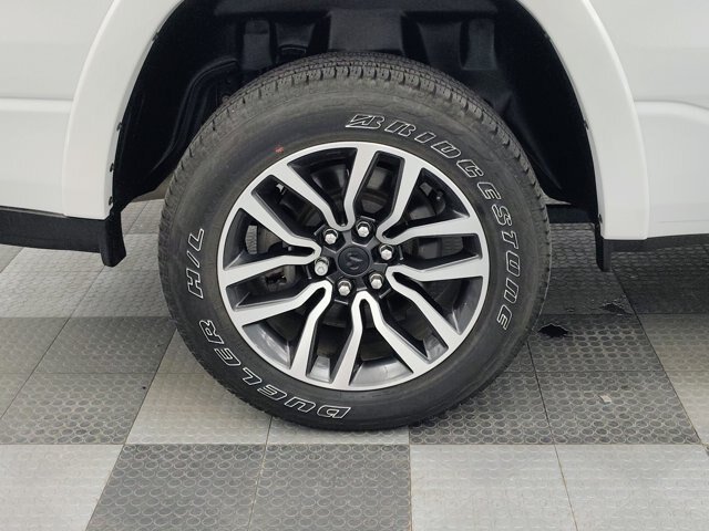Used 2025 RAM 1500 Limited AWD/4WD image 13
