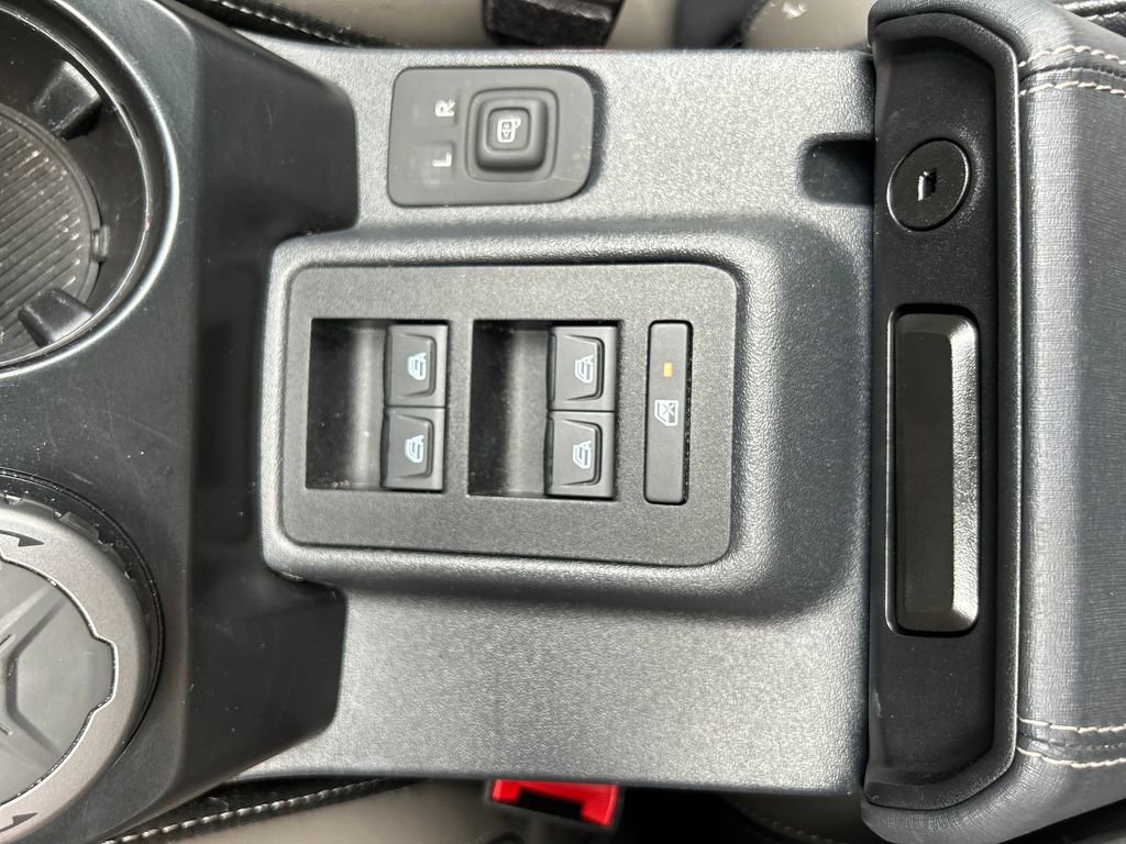 Certified 2025 Ford Bronco Outer Banks AWD/4WD image 20