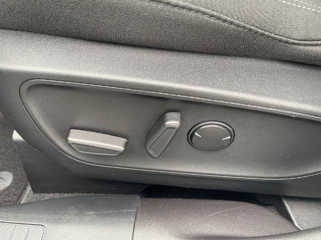 Certified 2023 Ford Escape Active AWD/4WD image 27