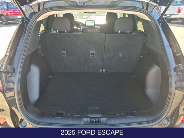 Certified 2025 Ford Escape Active FWD image 10