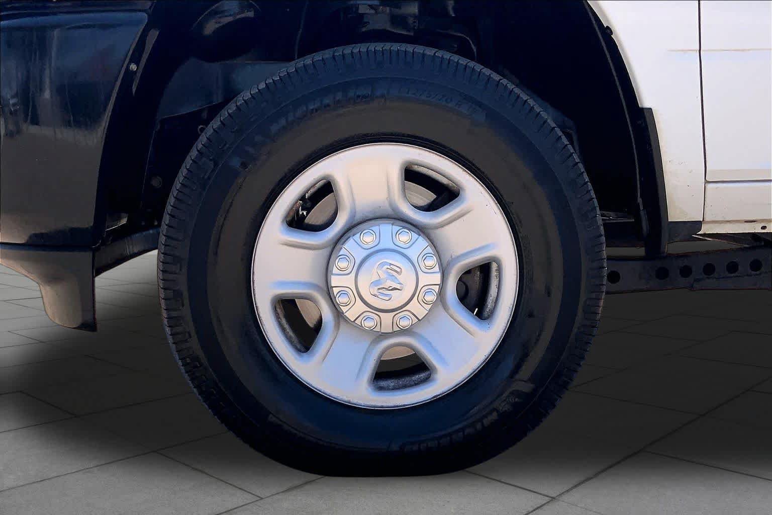 Used 2023 RAM 3500 Tradesman AWD/4WD image 11