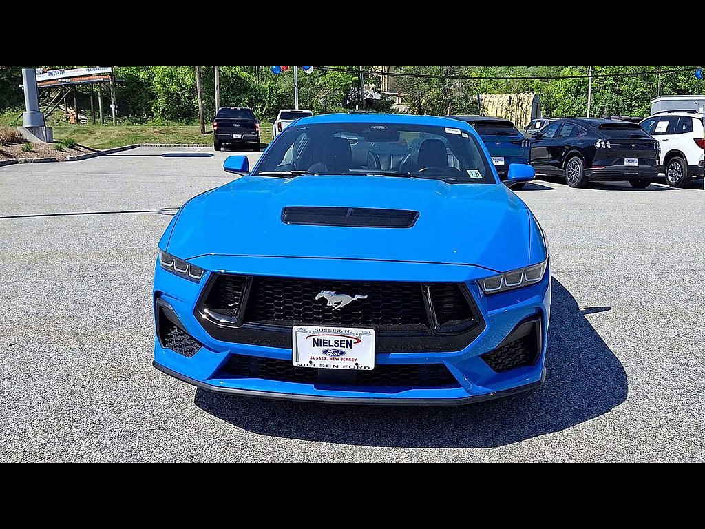 Certified 2024 Ford Mustang GT RWD image 3