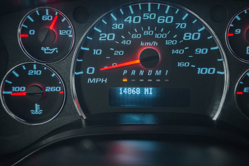 Used 2024 GMC Savana 2500 w/ Driver Convenience Package image 44