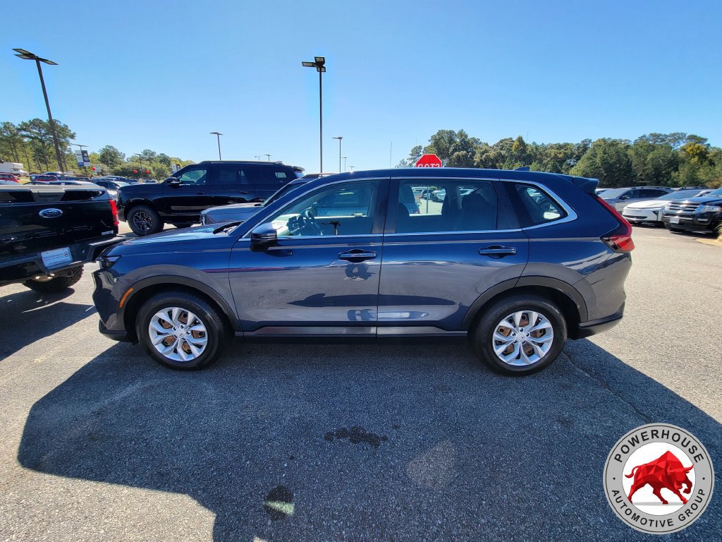 Used 2023 Honda CR-V LX image 2