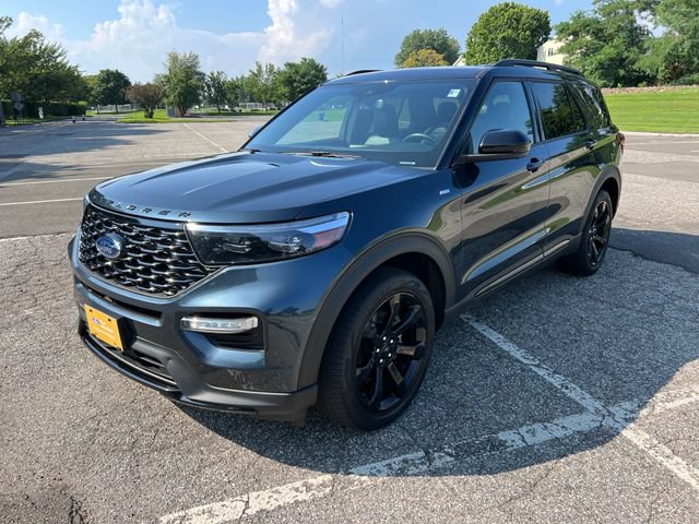 Certified 2022 Ford Explorer ST-Line w/ Class IV Trailer Tow Package AWD/4WD image 5