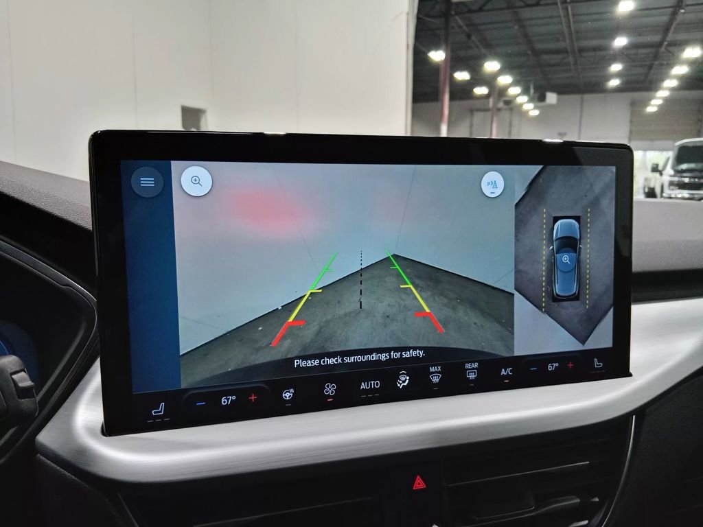 Certified 2023 Ford Escape Platinum image 33