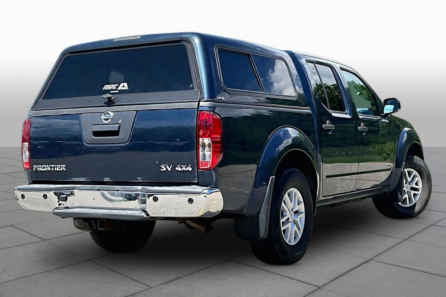 Used 2020 Nissan Frontier SV AWD/4WD image 13