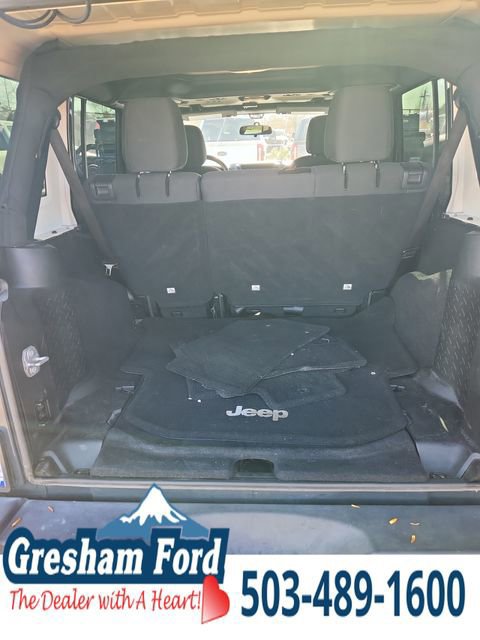 Used 2017 Jeep Wrangler Unlimited Sport w/ Max Tow Package image 32