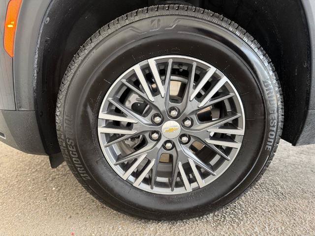 Used 2026 Chevrolet Traverse LT FWD image 30