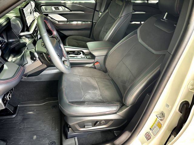 Certified 2025 Ford Explorer ST w/ Sun And Sound Package AWD/4WD image 10