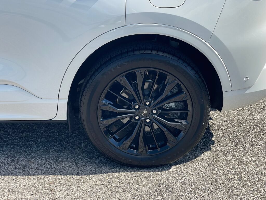 Certified 2023 Ford Escape ST-Line Elite w/ Premium Technology Package AWD/4WD image 37