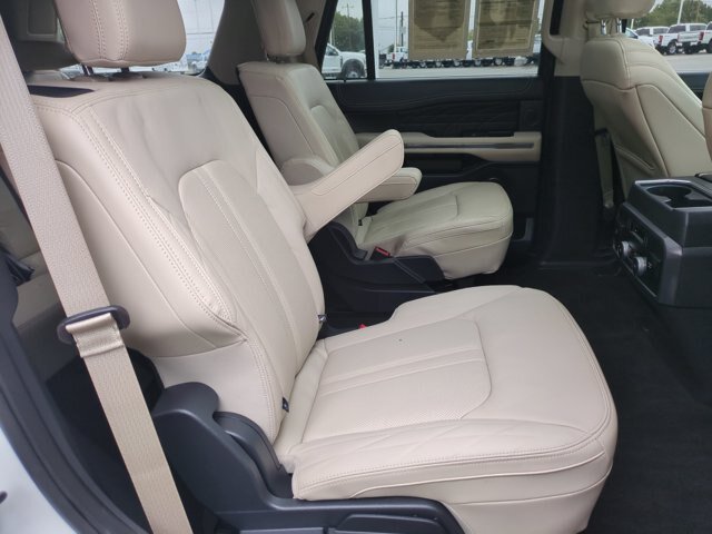 Certified 2023 Ford Expedition Platinum AWD/4WD image 35