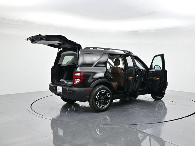 Certified 2025 Ford Bronco Sport Outer Banks w/ Outer Banks Tech Package+ AWD/4WD image 48