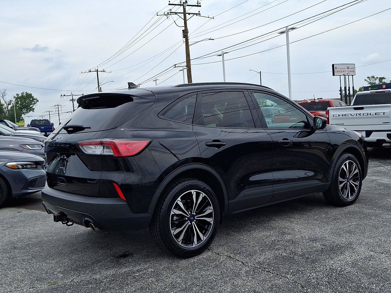 Certified 2022 Ford Escape SEL w/ SEL Stealth AWD Package image 6