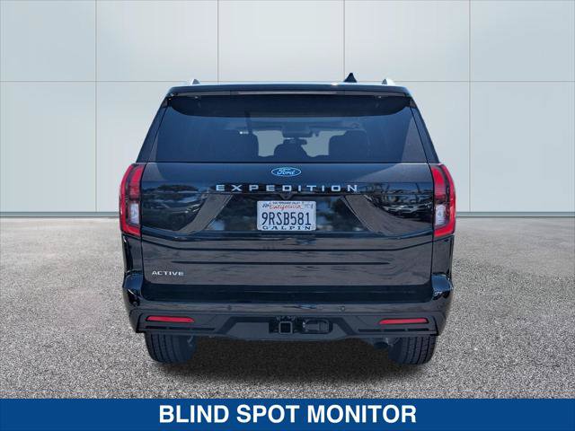 Certified 2025 Ford Expedition Active RWD image 4