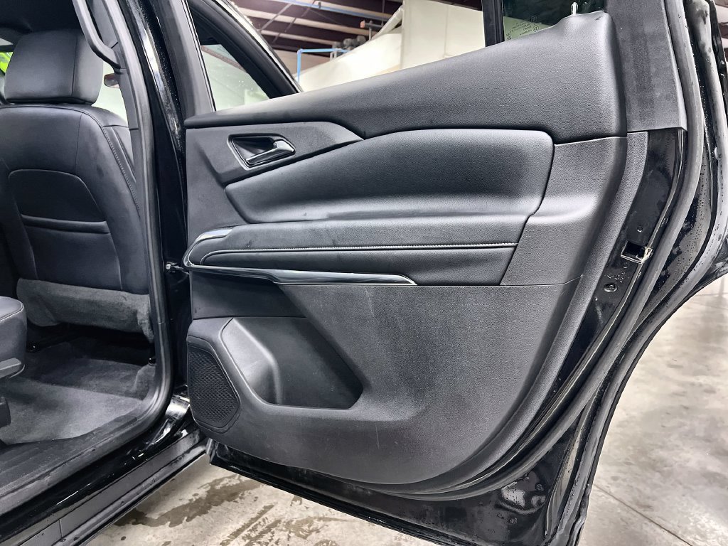 Used 2025 Chevrolet Traverse LT FWD image 22