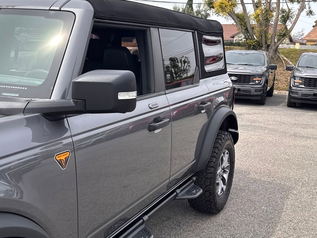 Certified 2023 Ford Bronco Badlands AWD/4WD image 9