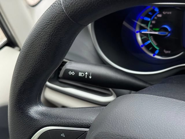 Used 2019 Chrysler Pacifica Touring Plus FWD image 29