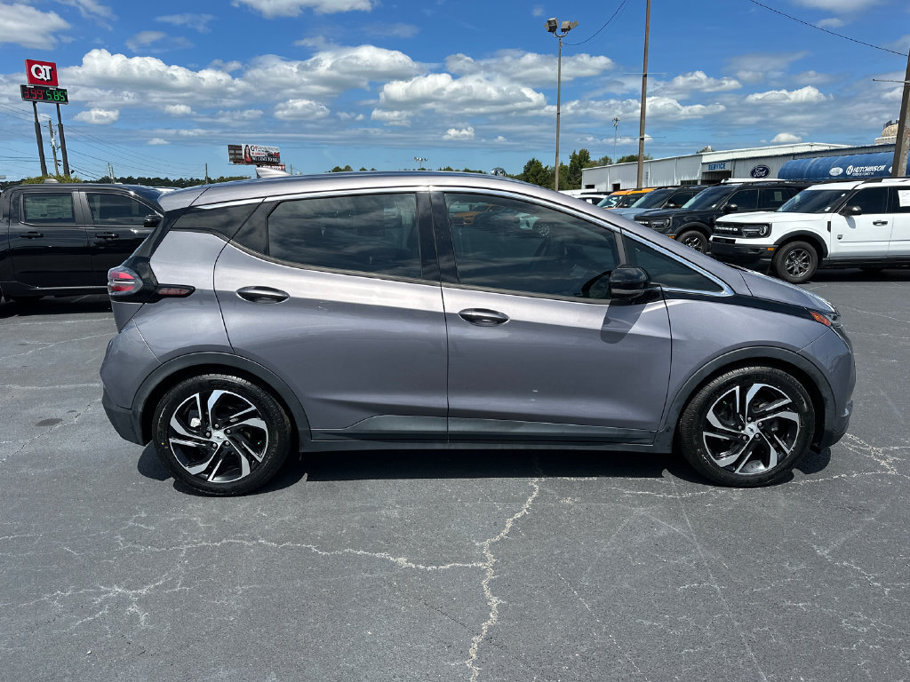 Used 2022 Chevrolet Bolt LT FWD image 8