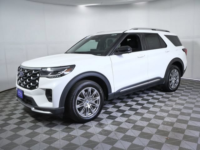 Certified 2025 Ford Explorer Platinum AWD/4WD image 3