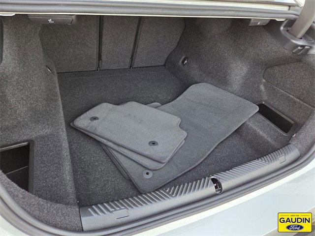 Used 2024 BMW 530i w/ M Sport Package image 15