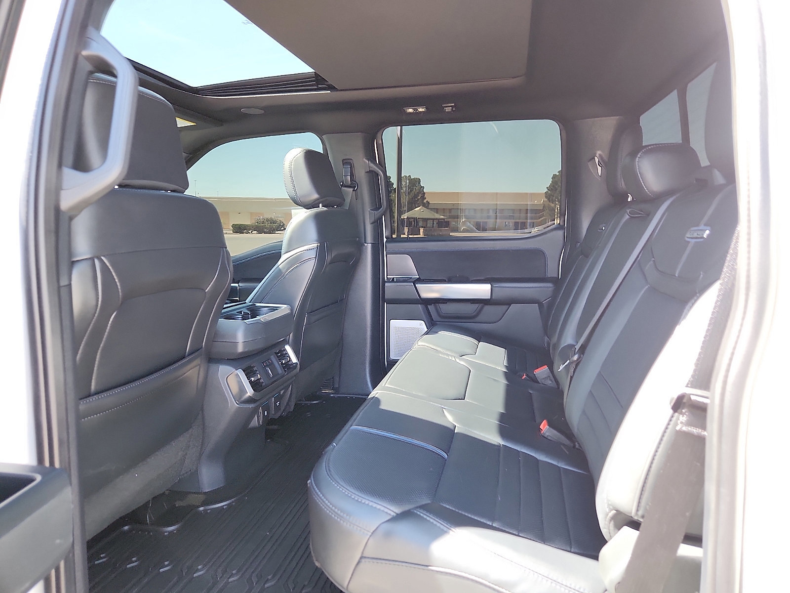 Certified 2025 Ford F150 Platinum w/ Equipment Group 702A High image 9