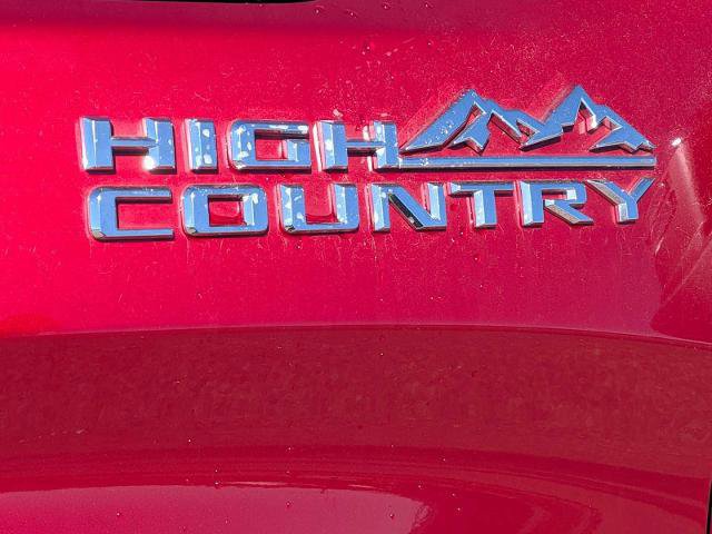 Used 2020 Chevrolet Silverado 1500 High Country w/ Technology Package image 12