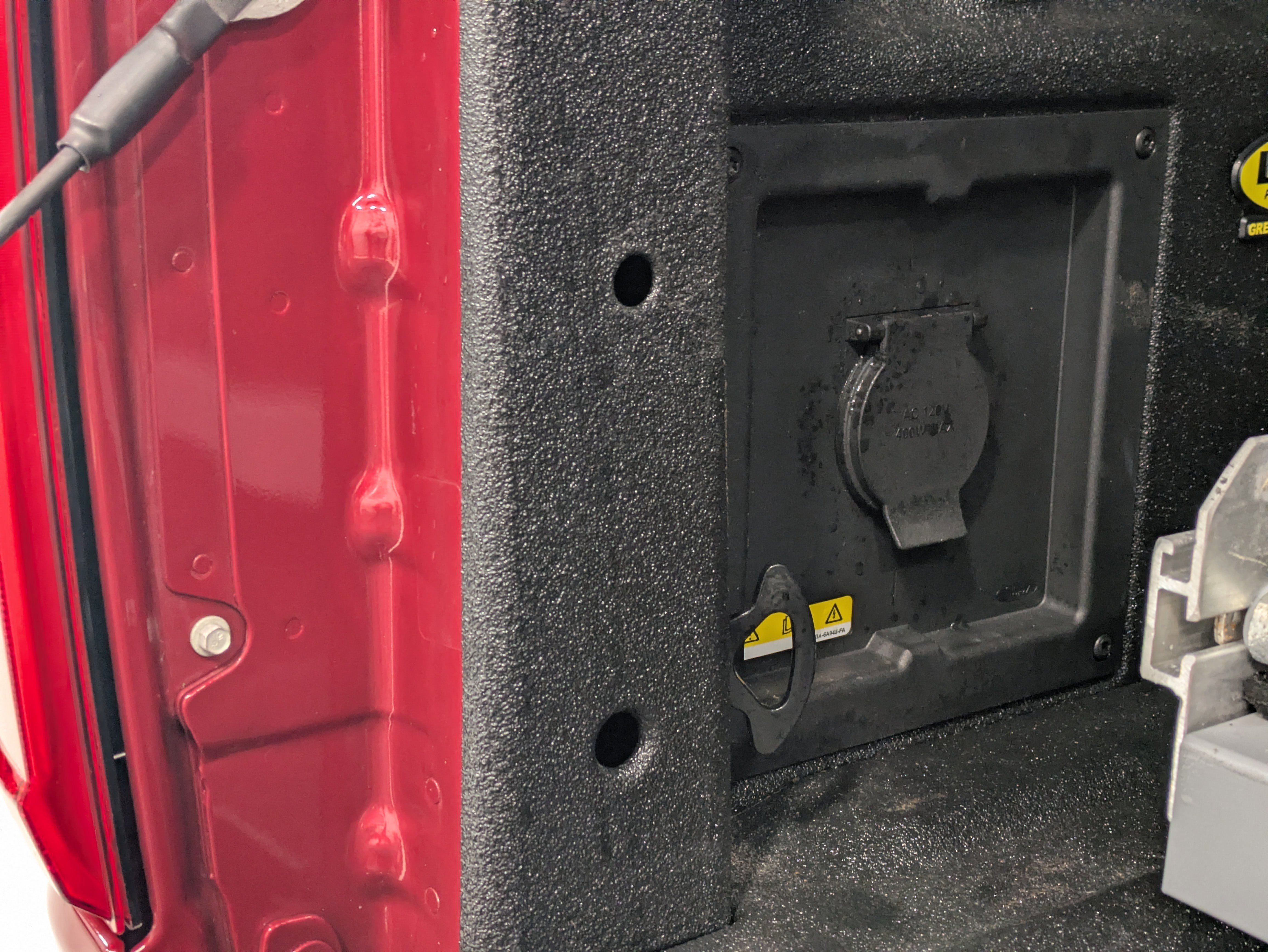 Certified 2022 Ford F150 XLT w/ Equipment Group 302A High image 15