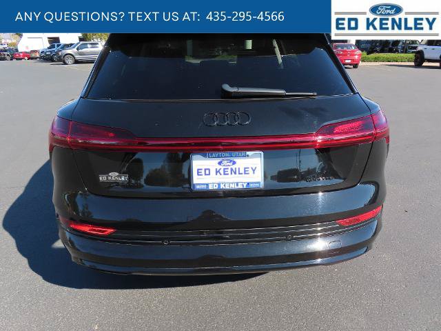 Used 2022 Audi e-tron Premium AWD/4WD image 31